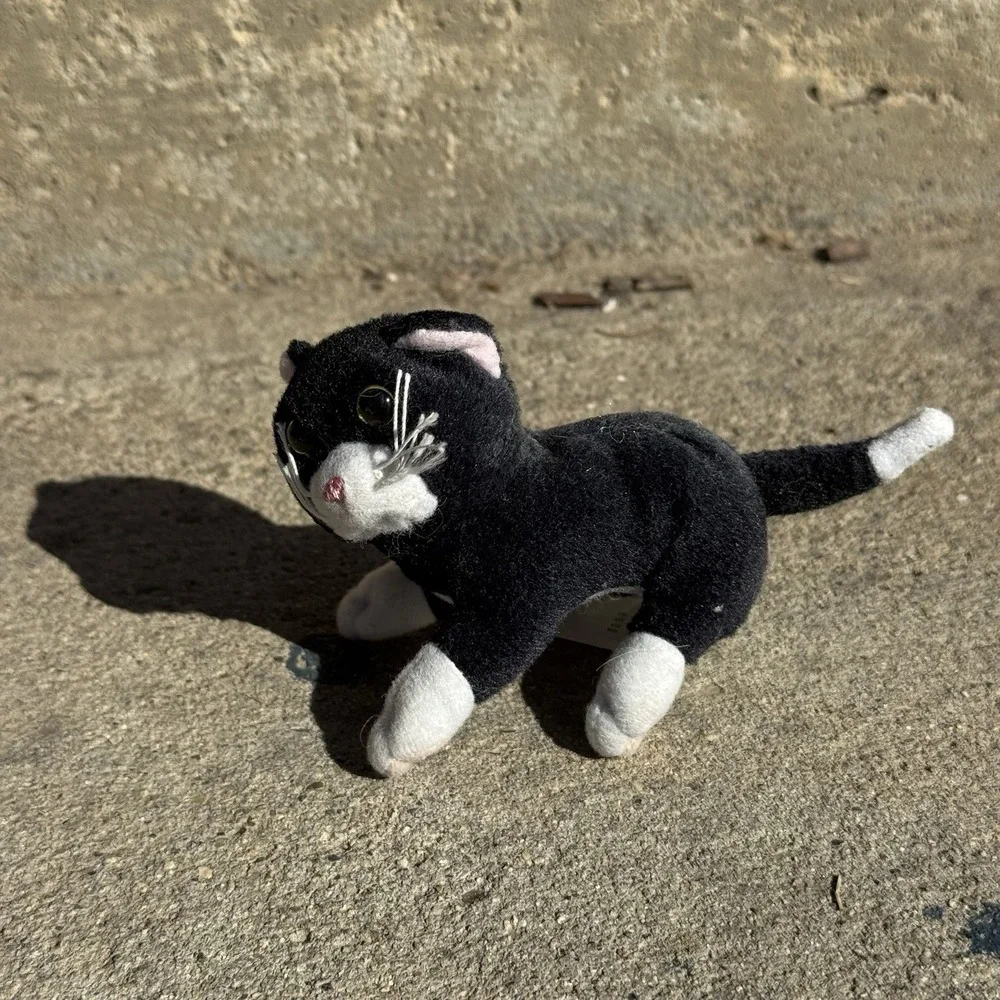Retro 2008‎ McDonald's Happy Meal Toy FurReal Friends Black & White Cat Plush
